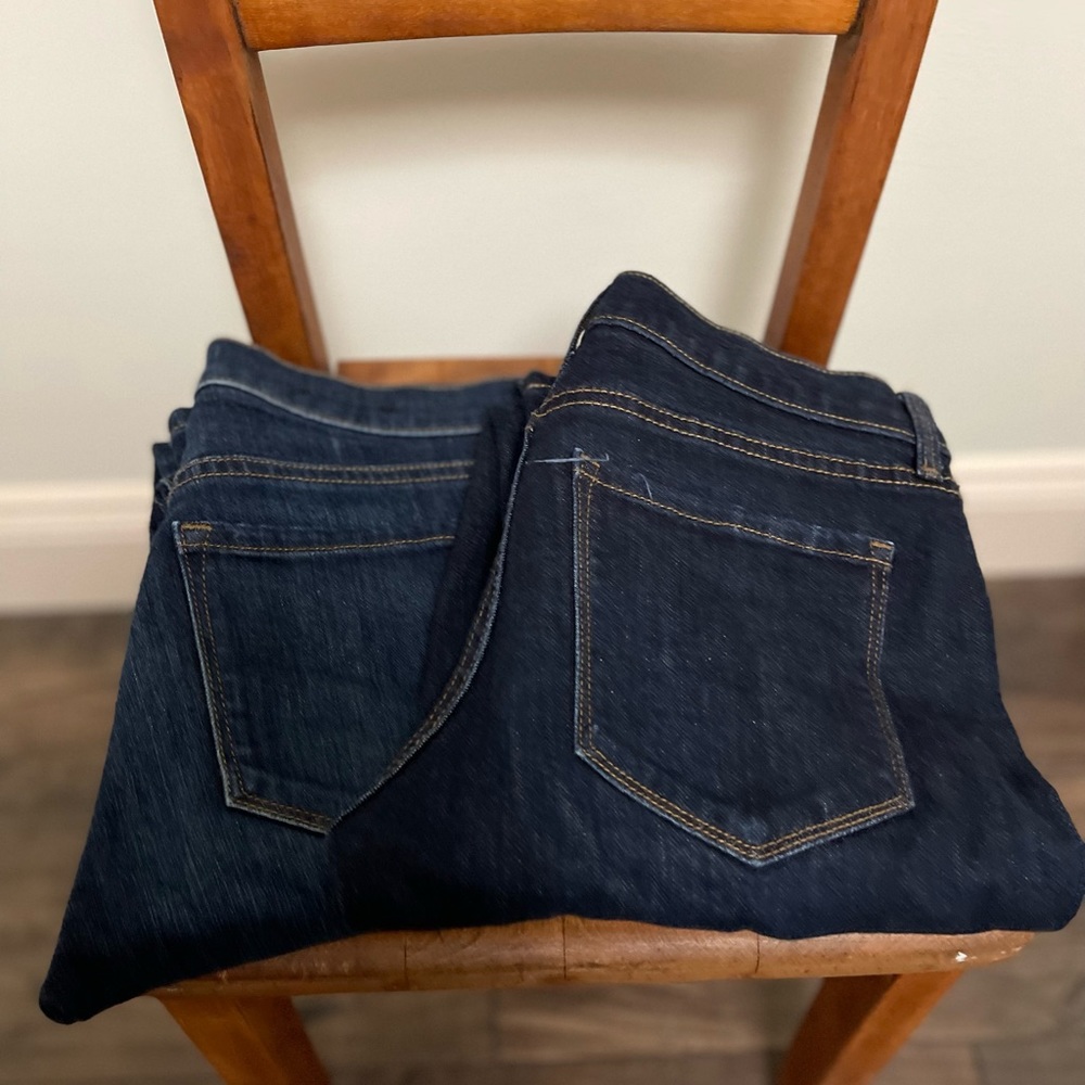 (2) BANANA REPUBLIC “girlfriend” jeans - size 26.